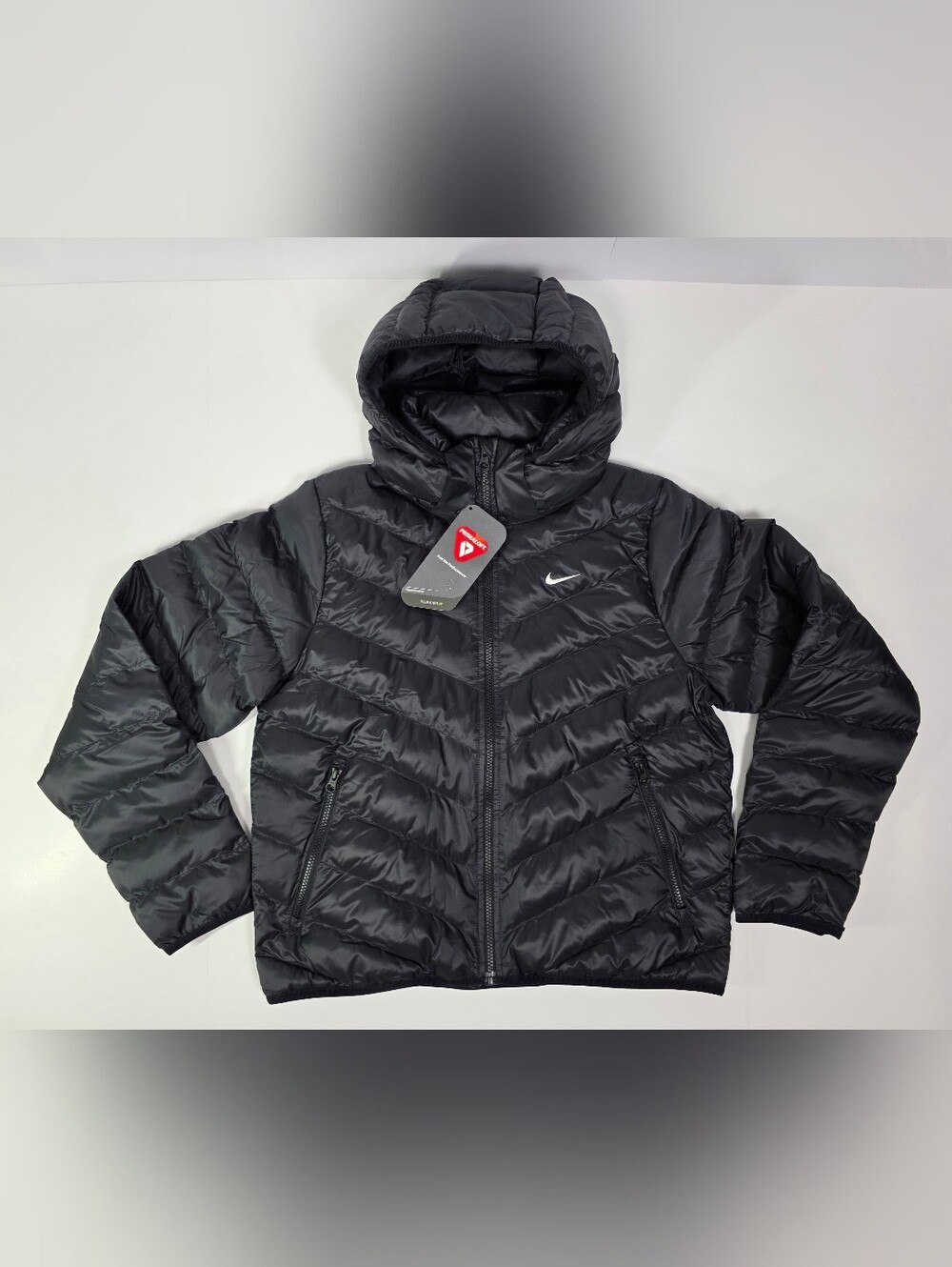 Nike Sportswear Women's Therma-FIT Hooded Puffer Quilted Jacket